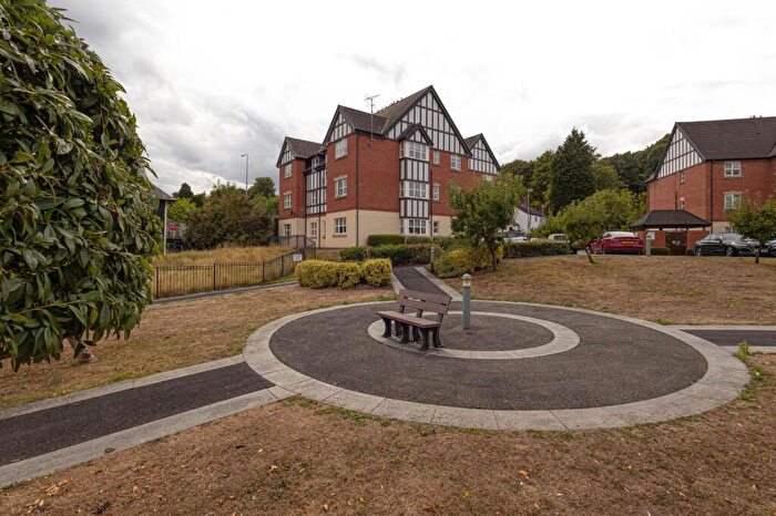 2 Bedroom Flat To Rent In Freshwater View, Northwich, CW8