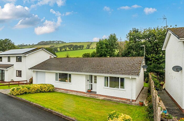3 Bedroom Bungalow For Sale In Ger Y Llan, Penrhyncoch, Aberystwyth, Ceredigion, SY23