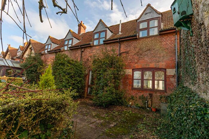 1 Bedroom Semi Detached House To Rent In Fairwood Road, Westbury, Wiltshire, BA13