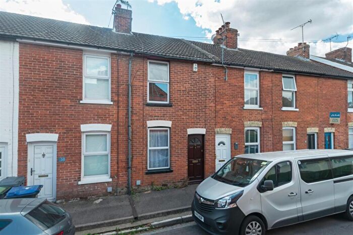 2 Bedroom Terraced House For Sale In Zealand Road, Wincheap, Canterbury, CT1