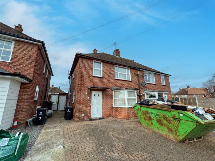 3 Bedroom Semi-Detached House For Sale In Windmill Park, Clacton-On-Sea, CO15