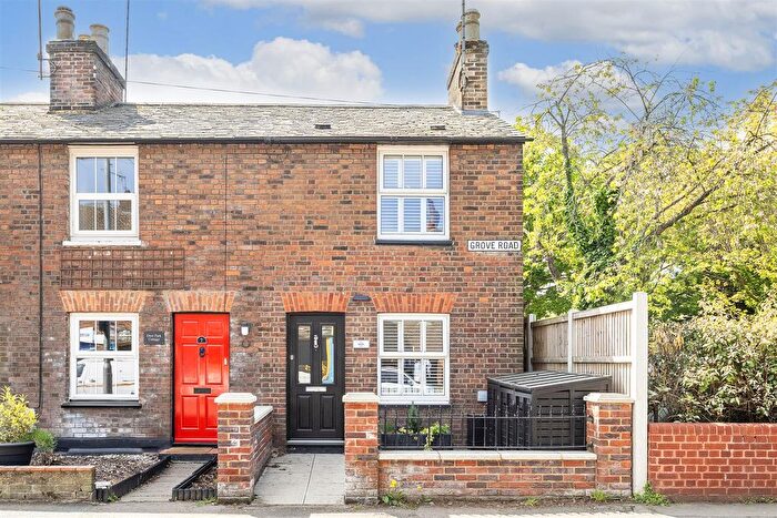 2 Bedroom Property To Rent In Grove Road, Harpenden, AL5