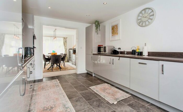 4 Bedroom Property To Rent In Augustus Road, Cambridge, CB24