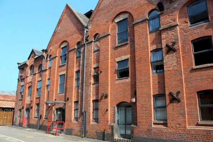 2 Bedroom Flat To Rent In Wetmore Road, Burton-On-Trent DE14