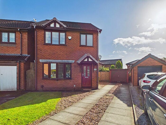 3 Bedroom Detached House For Sale In Buckthorn Close, Westhoughton, Bolton, BL5