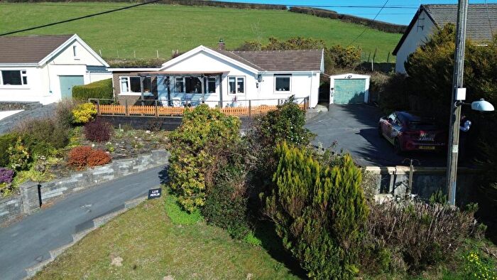3 Bedroom Detached Bungalow For Sale In Glantren Lane, Llanybydder, SA40