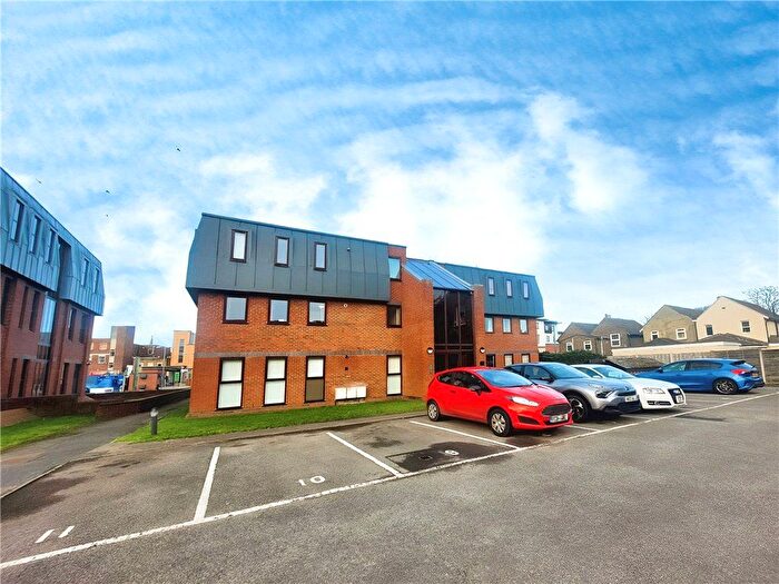 1 Bedroom Flat To Rent In Church Road, Egham, Surrey, TW20