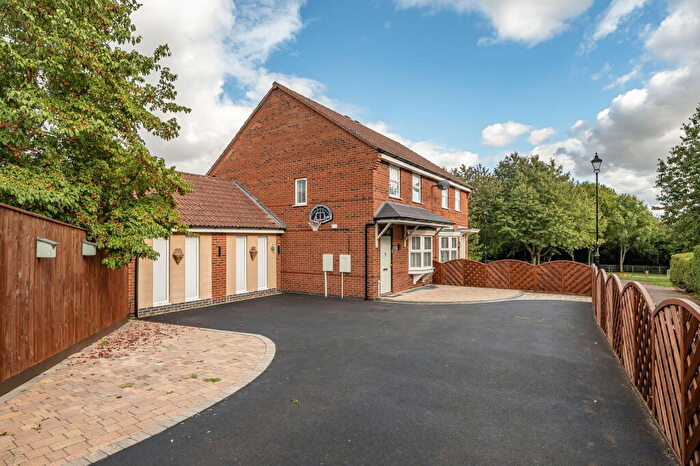 3 Bedroom Semi-Detached House For Sale In Siskin Road, Uppingham, Oakham, LE15