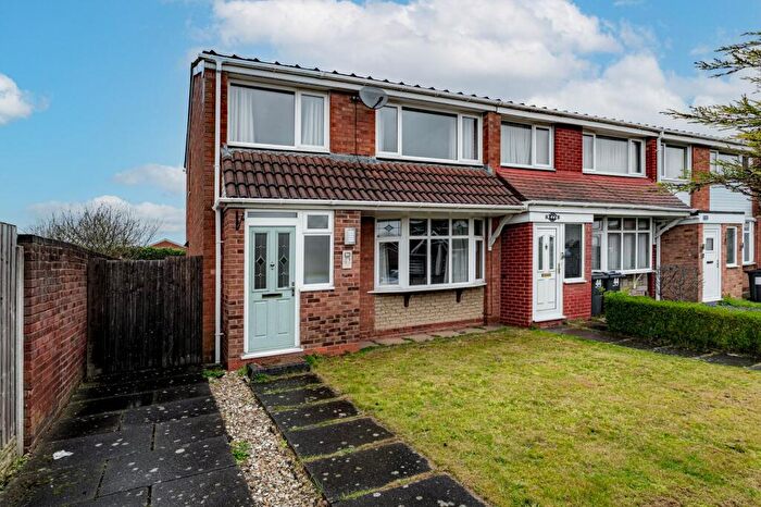 3 Bedroom End Of Terrace House For Sale In Stornoway Road, Birmingham, B35