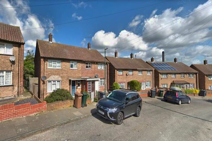 3 Bedroom Semi-Detached House To Rent In Cavell Crescent, Dartford, DA1