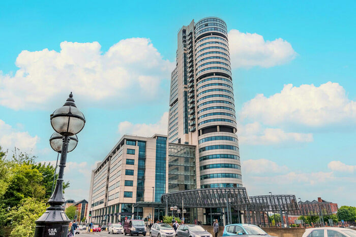 2 Bedroom Apartment To Rent In Bridgewater Place, Leeds, LS11