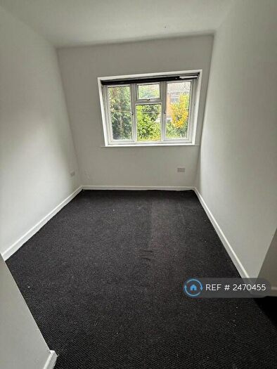 4 Bedroom Terraced House To Rent In Bowerman Avenue, London, SE14