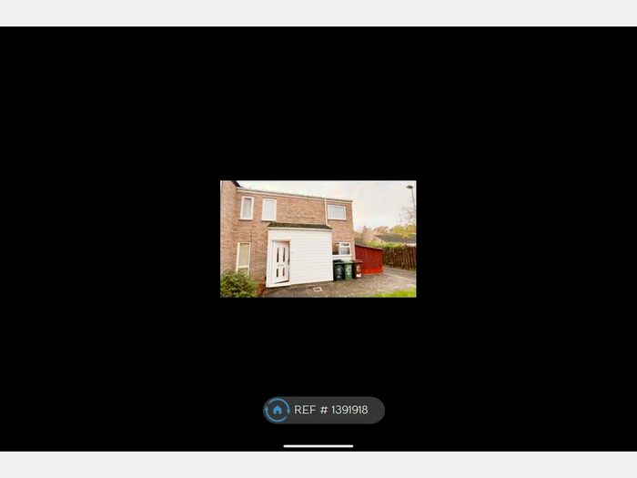 3 Bedroom Semi-Detached House To Rent In Lingfield Walk, Corby, NN18