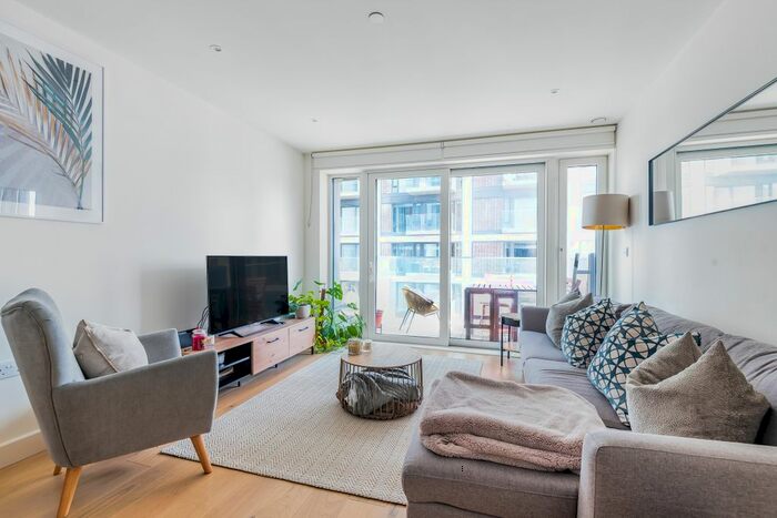 1 Bedroom Flat To Rent In Judde House, Duke Of Wellington Avenue, Royal Arsenal, SE18