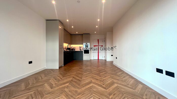 2 Bedroom Flat To Rent In Brook Street, Kingston Upon Thames, KT1