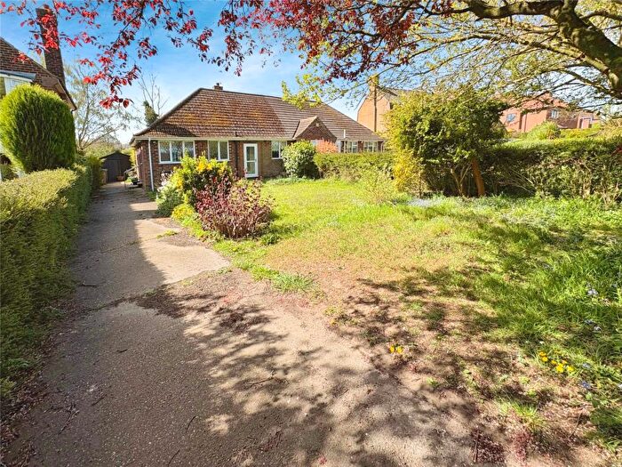 2 Bedroom Bungalow For Sale In Lincoln Road, Branston, Lincoln, Lincolnshire, LN4