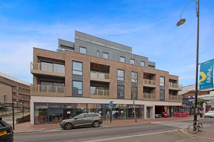 2 Bedroom Flat To Rent In Calum Court, Central Purley, Purley, CR8