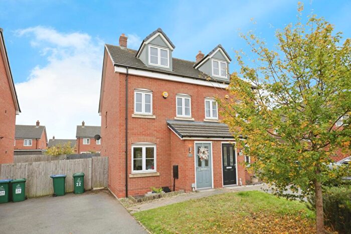3 Bedroom Semi-Detached House For Sale In Lanchbury Avenue, Coventry, West Midlands, CV6