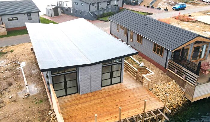 2 Bedroom Lodge For Sale In Tallington Lakes, PE9