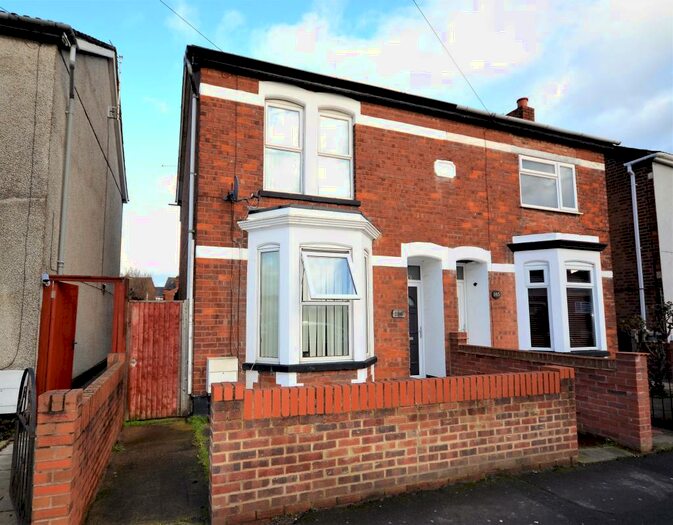 4 Bedroom Semi-Detached House To Rent In Tredworth Road, Tredworth, Gloucester, GL1