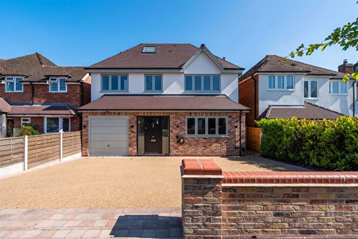 5 Bedroom Detached House To Rent In Kingscote Road, Dorridge, B93
