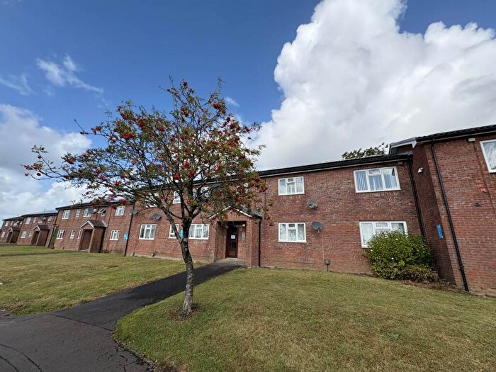 1 Bedroom Flat To Rent In Pen Onnen, Brackla, Bridgend, CF31