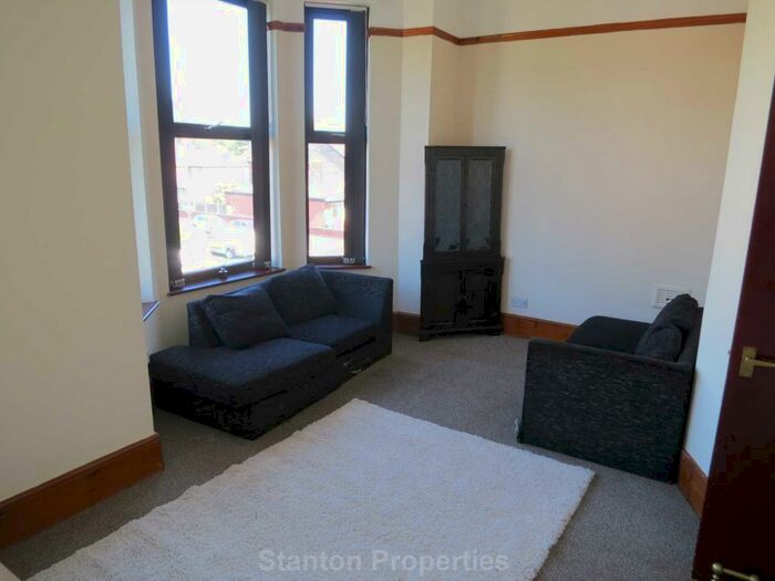 1 Bedroom Apartment To Rent In Wellington Road, Fallowfield, M14