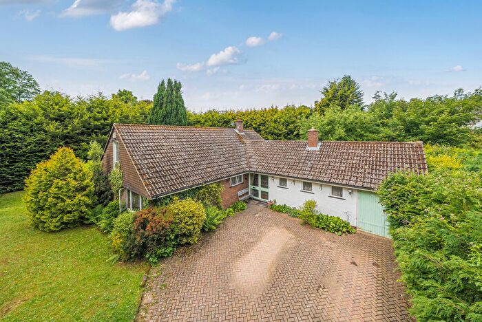 3 Bedroom Bungalow For Sale In The Avenue, Worplesdon, Guildford, GU3