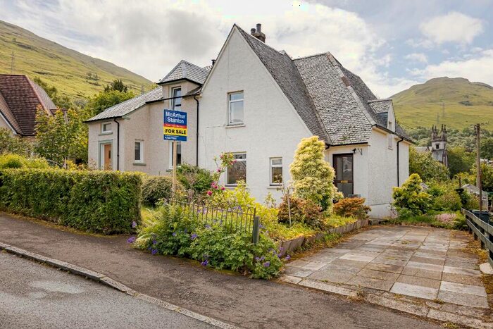 3 Bedroom Semi-Detached House For Sale In Cobbler View, Arrochar, Dunbartonshire, G83