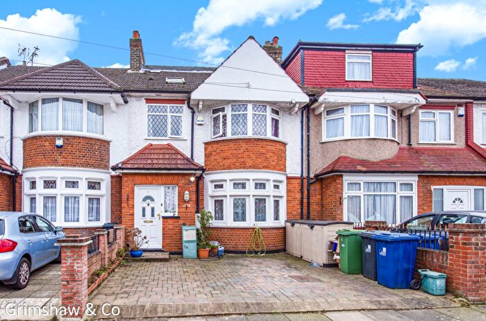 4 Bedroom Terraced House For Sale In Cecil Road, West Acton, W3