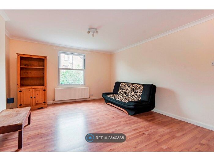 1 Bedroom Flat To Rent In Okehampton Road, London, NW10