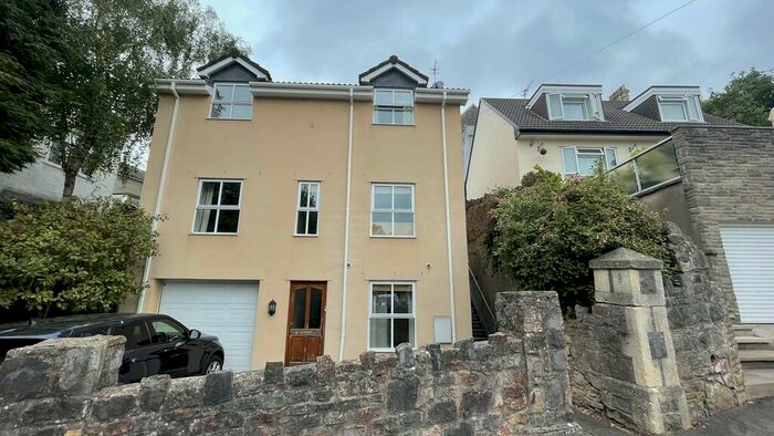 4 Bedroom Detached House To Rent In Coombe Road, Weston-super-Mare, BS23