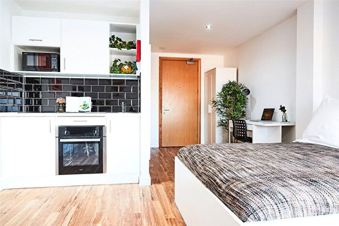 Studio To Rent In Plaza Boulevard, Liverpool, L8