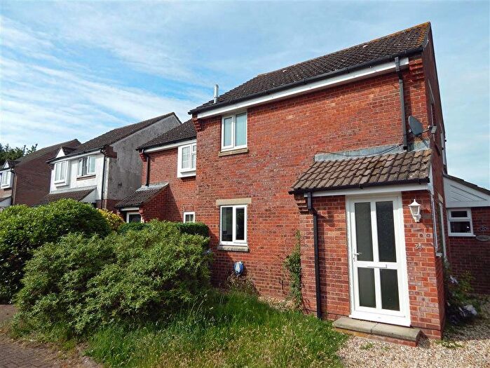 1 Bedroom Semi-Detached House To Rent In Sheen Close, Salisbury, SP2