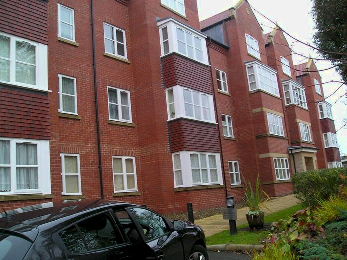 2 Bedroom Flat To Rent In Filey Road, Scarborough, YO11