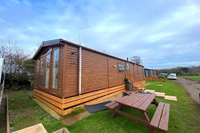 2 Bedroom Bungalow To Rent In Boat Lane, Nottingham, NG14