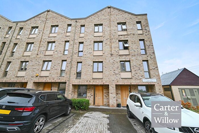 4 Bedroom Terraced House For Sale In Harebell Terrace, Barking, IG11