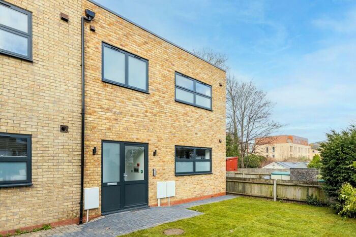 1 Bedroom Flat To Rent In Lansdowne Road, Croydon, CR0