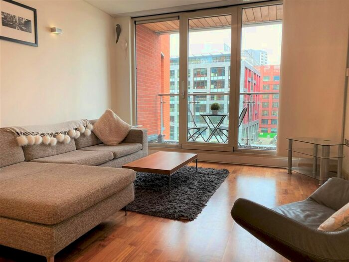 1 Bedroom Flat To Rent In Leftbank, Manchester, Greater Manchester, M3