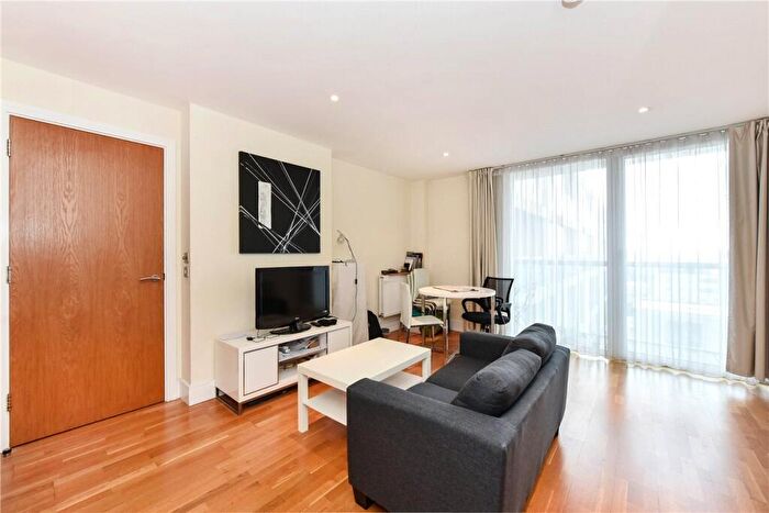 1 Bedroom Flat For Sale In Cobalt Point, Millharbour, London, E14