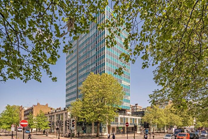 2 Bedroom Flat For Sale In Marylebone Road, London, NW1
