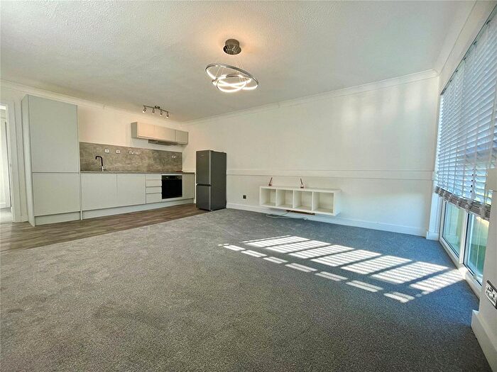 1 Bedroom Flat For Sale In Tinniswood, Ashton-On-Ribble, Preston, Lancashire, PR2
