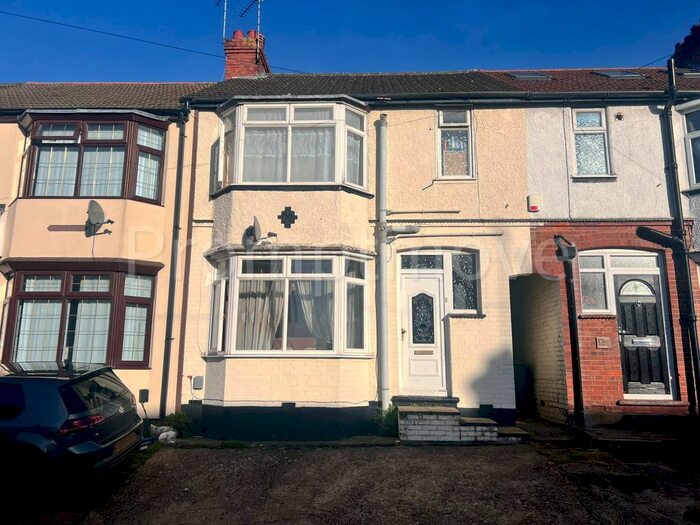 3 Bedroom Property To Rent In Chester Avenue, Leagrave, Luton, LU4