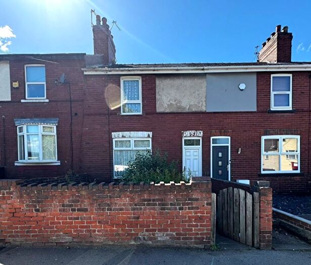3 Bedroom Terraced House For Sale In Oakland Terrace, Edlington, Doncaster, DN12