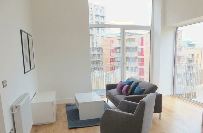 2 Bedroom Flat To Rent In Nelson Street, Canning Town, London, London, E16
