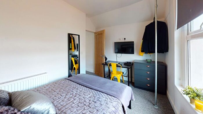 1 Bedroom Flat To Rent In Elmgrove Road, Bristol, BS16