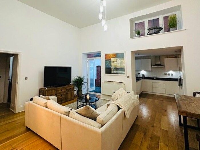 1 Bedroom Flat To Rent In London Road, Northwich, CW9