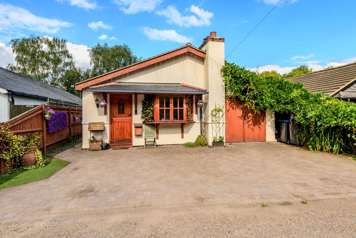 2 Bedroom Bungalow To Rent In Rose Bank Cottages, Woking, Surrey, GU22