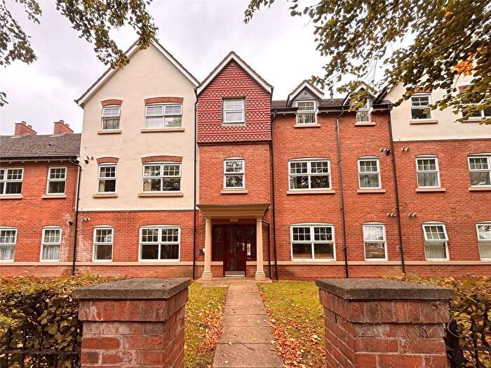 1 Bedroom Flat For Sale In Monyhull Hall Road, Birmingham, West Midlands, B30