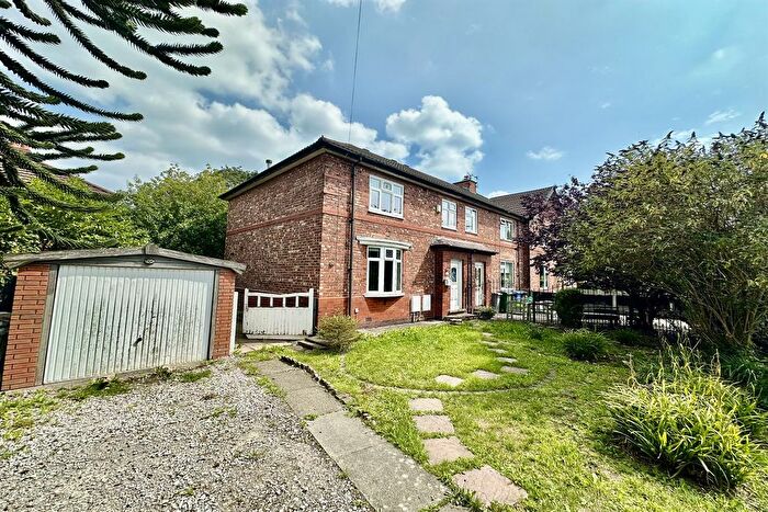 3 Bedroom Semi-Detached House To Rent In Crescent Road, Altrincham, WA14